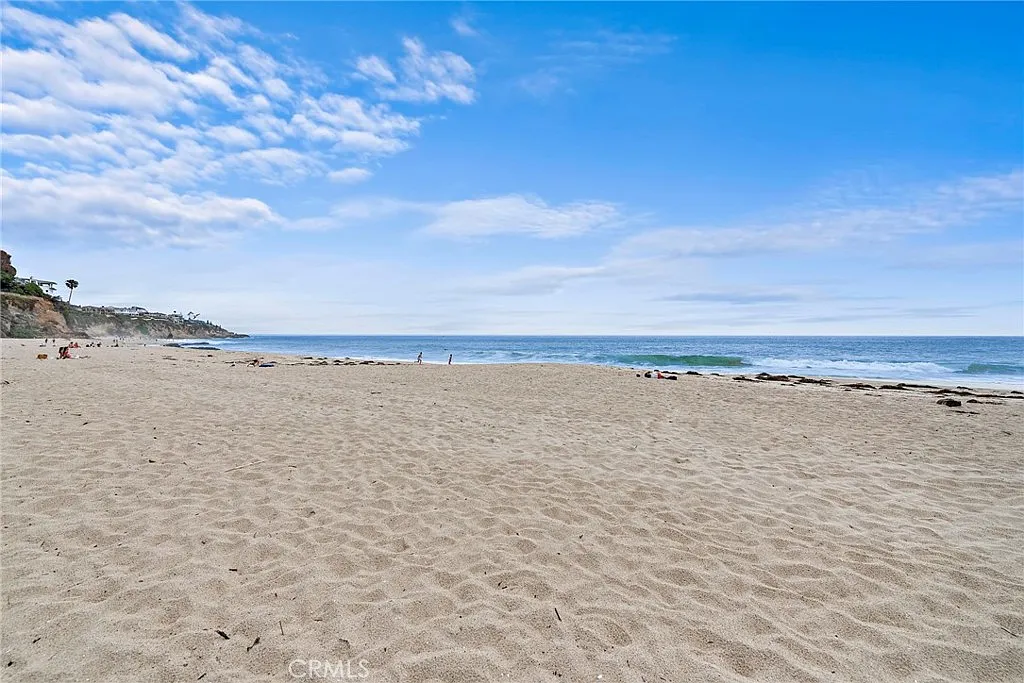 4 bed, 3.5 bath, 3000 sqft, $20,000 — Photo 4