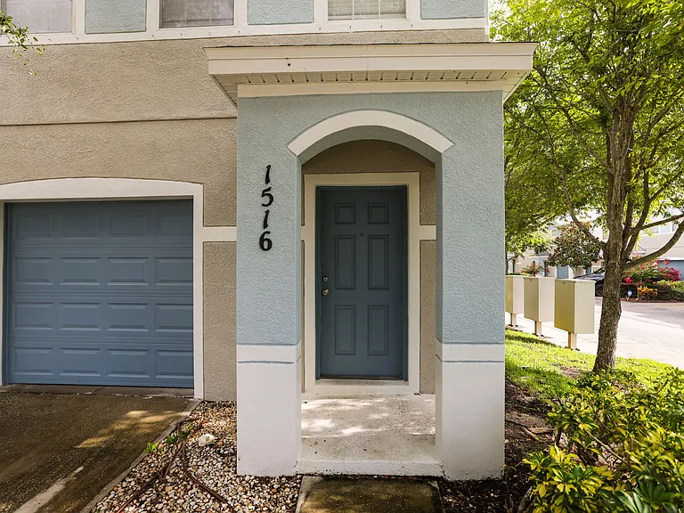 1516 Talisker Dr — Photo 2