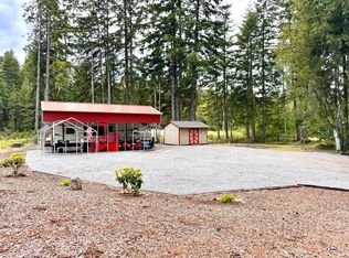 520 N Fairway Dr W, Hoodsport, WA 98548