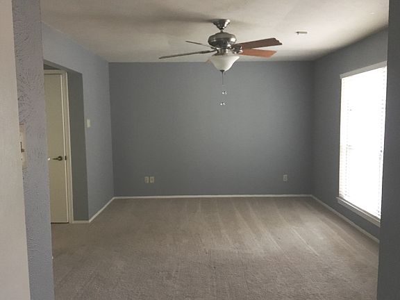 4th image of 2418 Monticello Dr