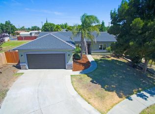 1694 W Oakland Ct, Tulare, CA 93274