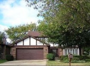 330 N Walnut St, Itasca, IL 60143