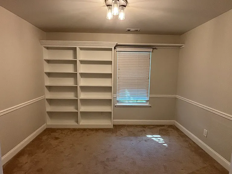 227 Derry Hill Ct #227 — Photo 12