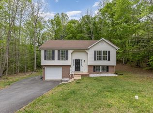 1059 Garner Dr, King George, VA 22485