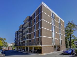 1401 N Rhodes St APT 202, Arlington, VA 22209