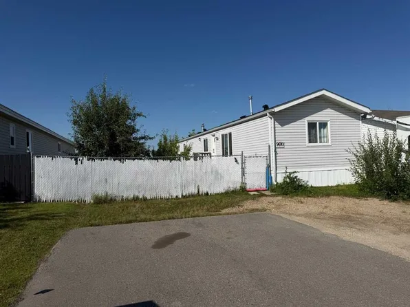 9610 S 101st Ave, Grande Prairie County No. 1, AB T8X 5G5