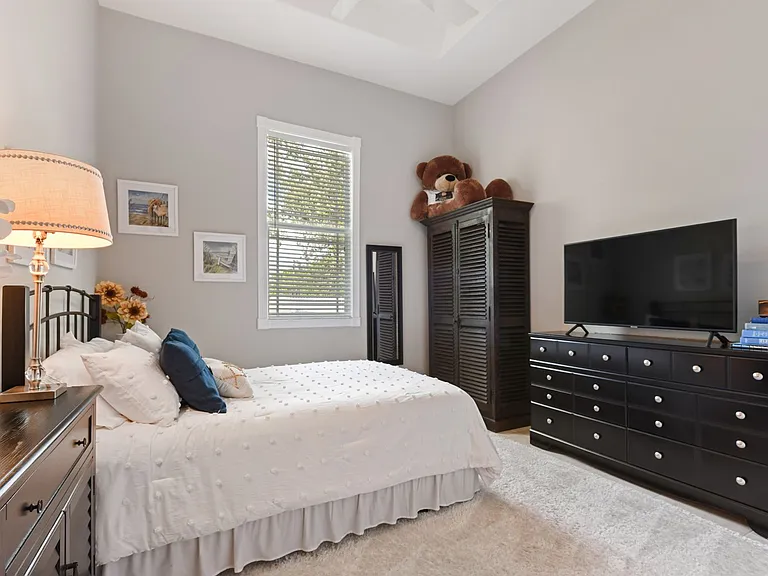 4409 Crews Ct — Photo 23