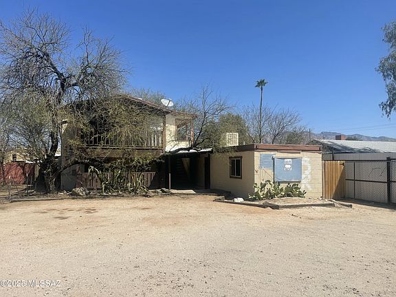 2nd image of 120 W Blacklidge Dr