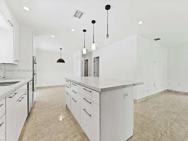 19715 SW 99th Pl — Photo 10
