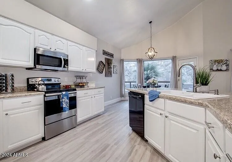 16848 S 13th Pl — Photo 10