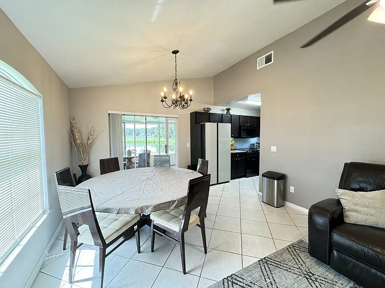 1049 Amanda Kay Cir — Photo 25