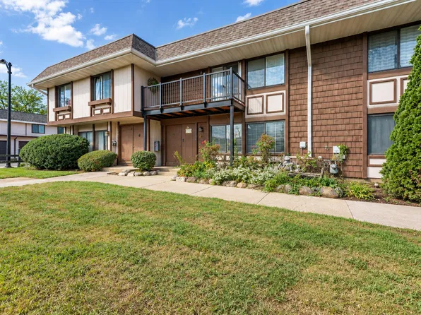 1174 San Simeon Dr, Hanover Park, IL 60133