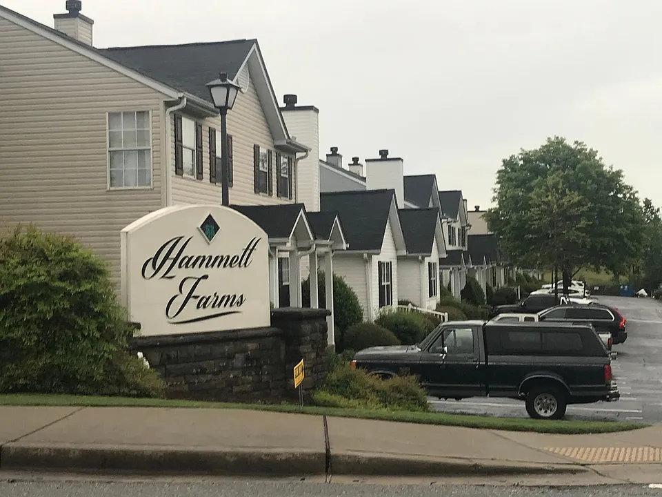 8 Allenwood Ln