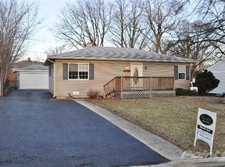 16809 Maple Lane Dr, Tinley Park, IL 60477