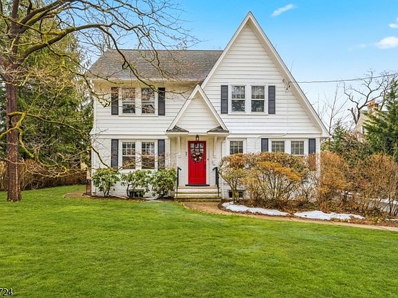 4th image of 97 Harding Rd