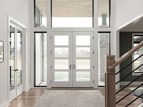 5th image of 3947 Caliente Cir