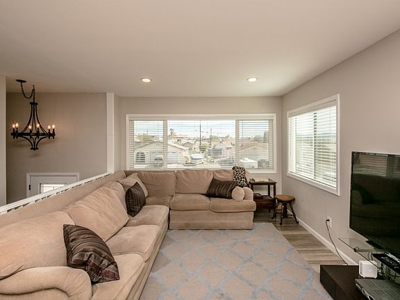 5th image of 2625 Cielo Dr