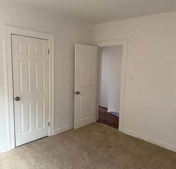 2490 Calvert St — Photo 5