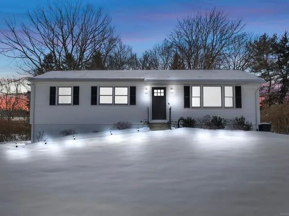 5 Sharon Drive, Shelton, CT 06484