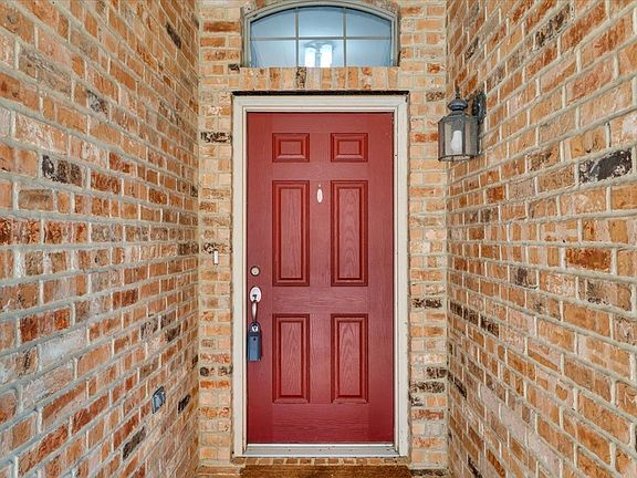 4th image of 1124 Sunderland Ln