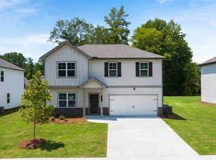 458 Red Dragon Dr, Jefferson, GA 30549