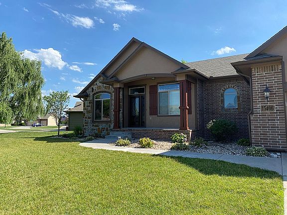 2nd image of 15406 E Camden Chase Ct