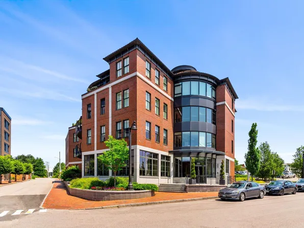 233 Vaughan Street #402, Portsmouth, NH 03801