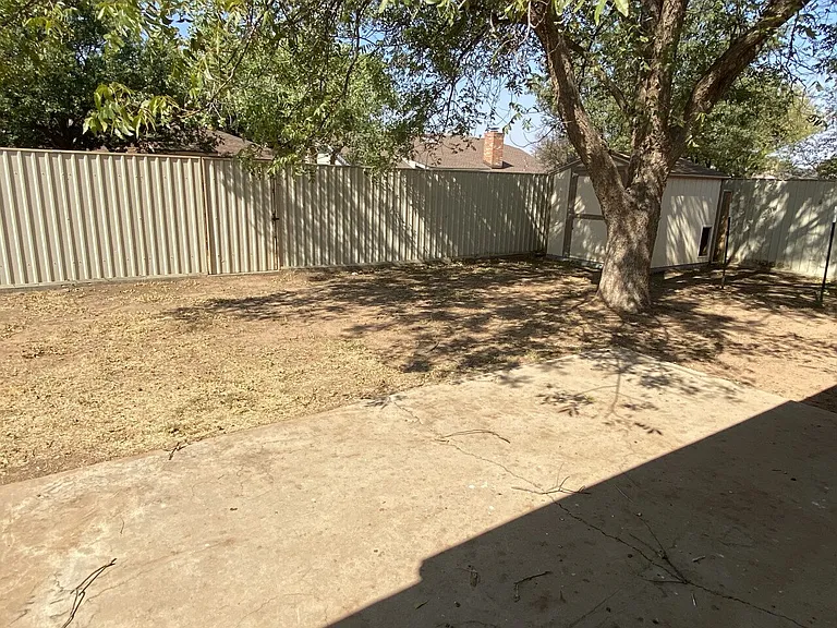 6818 Huron Ave — Photo 10