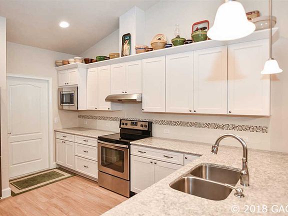 4th image of 1075 NW 126th Way