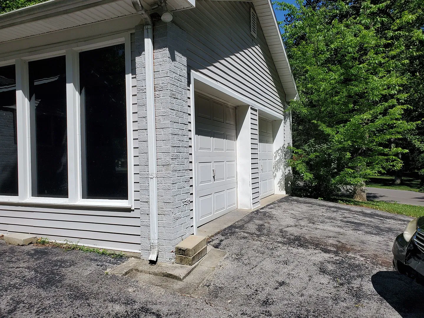 115 Woods — Photo 3