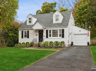 656 Alanon Rd, Ridgewood, NJ 07450