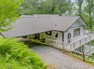 38 Bee Tree Ln, Mars Hill, NC 28754