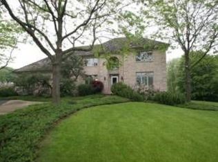 5420 Belmont Ct, Libertyville, IL 60048