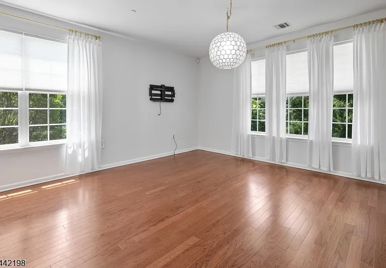 101 Birch Ct — Photo 10
