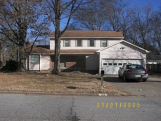 1st image of 124 Woodside Ln