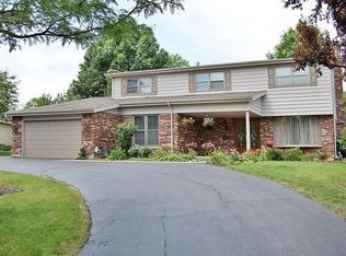 1364 W Hampton Pl, Palatine, IL