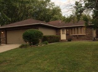 1304 Brentwood Pl, Joliet, IL 60435