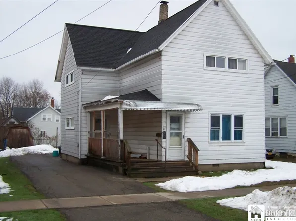21 Armadillo St, Dunkirk, NY 14048