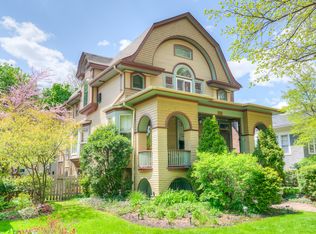 1023 Wenonah Ave, Oak Park, IL 60304