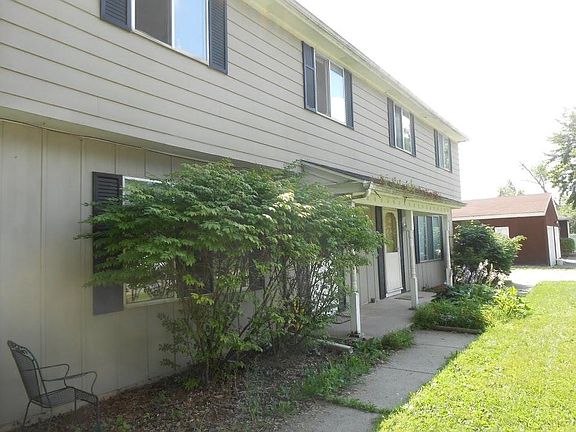 2nd image of 3813 Cooley Dr