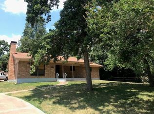 130 Oak Dr, Mabank, TX 75156