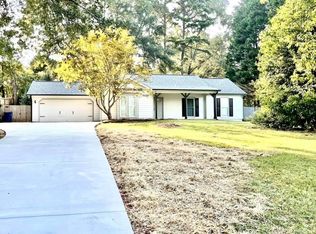 1606 Saddlecreek Rd, Auburn, GA 30011
