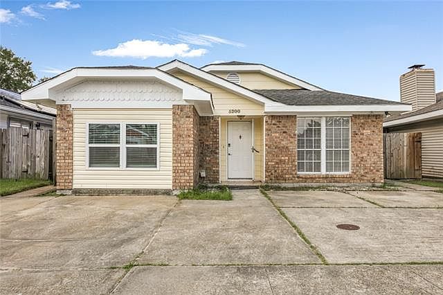 1st image of 5200 Timber Crest Dr