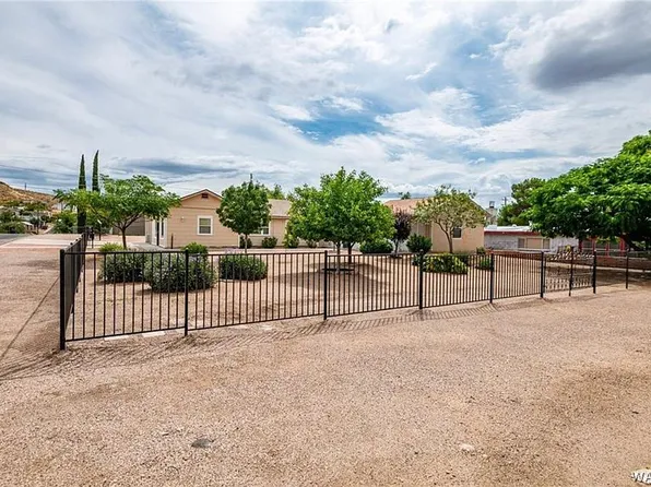 718 Grandview Ave, Kingman, AZ 86401