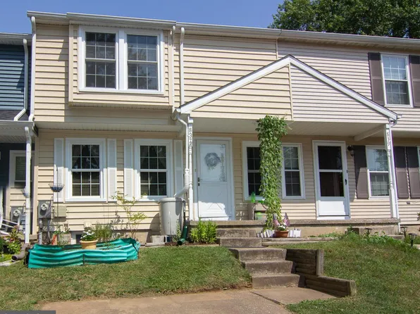 837 Ewing Dr, Westminster, MD 21158