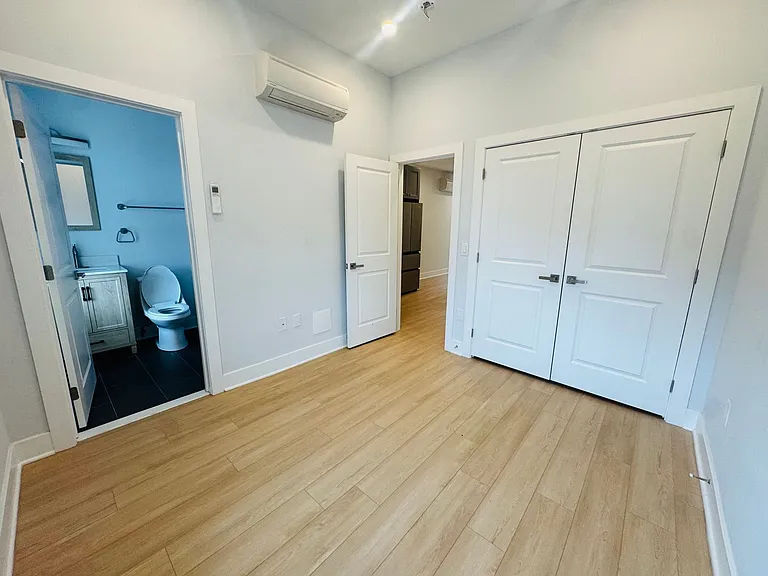 880 n 41 — Photo 6