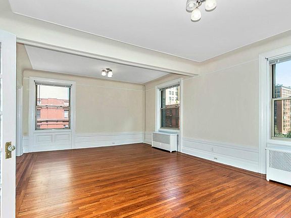 2nd image of 76 W 86th St APT 3E
