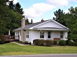13685 Orrville St NW, North Lawrence, OH 44666