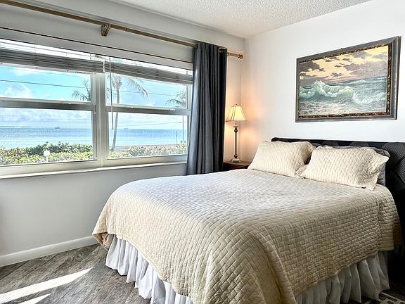 4th image of 1901 S Roosevelt Blvd APT 107E