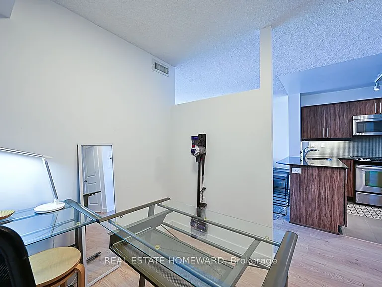 125 Western Battery Rd #913 — Photo 30
